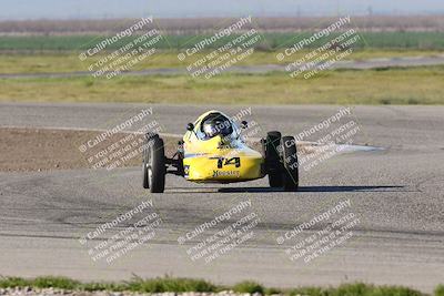 media/Mar-17-2024-CalClub SCCA (Sun) [[2f3b858f88]]/Group 4/Qualifying/